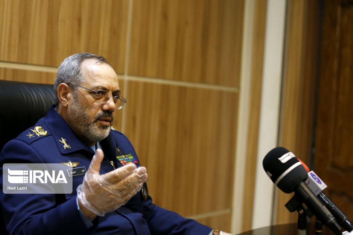 خبرنگاران فرمانده نیروی هوایی ارتش: دشمنی کشورهای سلطه گر دنیا با ایران همیشگی است