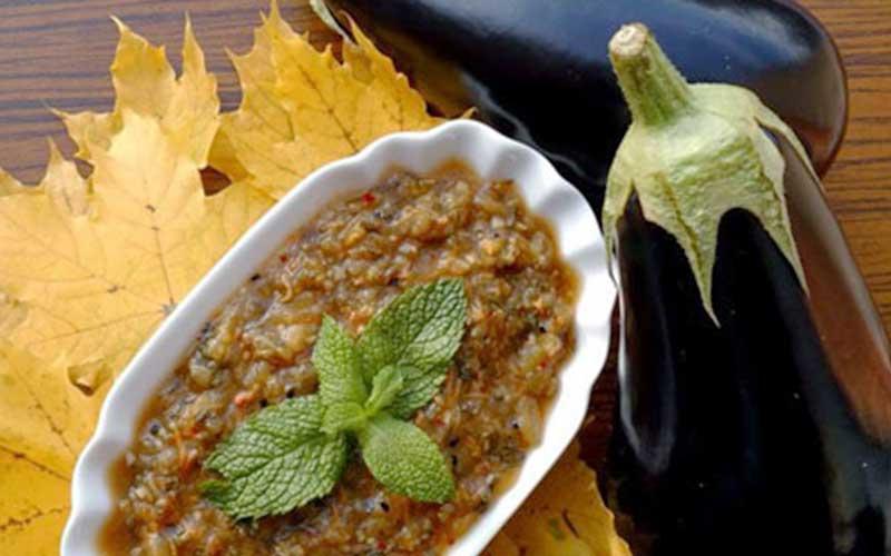 طرز تهیه ترشی بادمجان کبابی