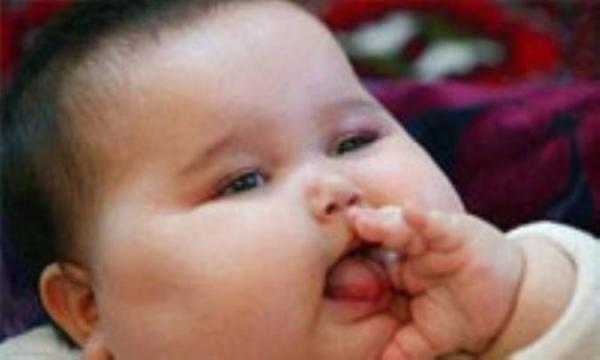 عواقب چاقی در بچه ها عواقب چاقی در بچه ها