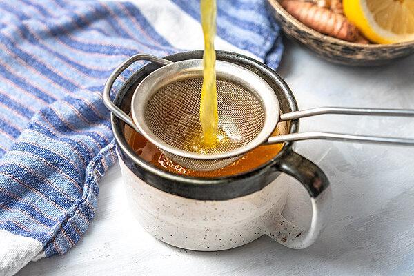 10 نوشیدنی معجزه آسا برای درمان سریع سرماخوردگی ، برای سرماخوردگی چی بخوریم